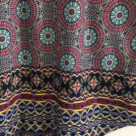 Tribal pattern tee - Picture 3 of 3